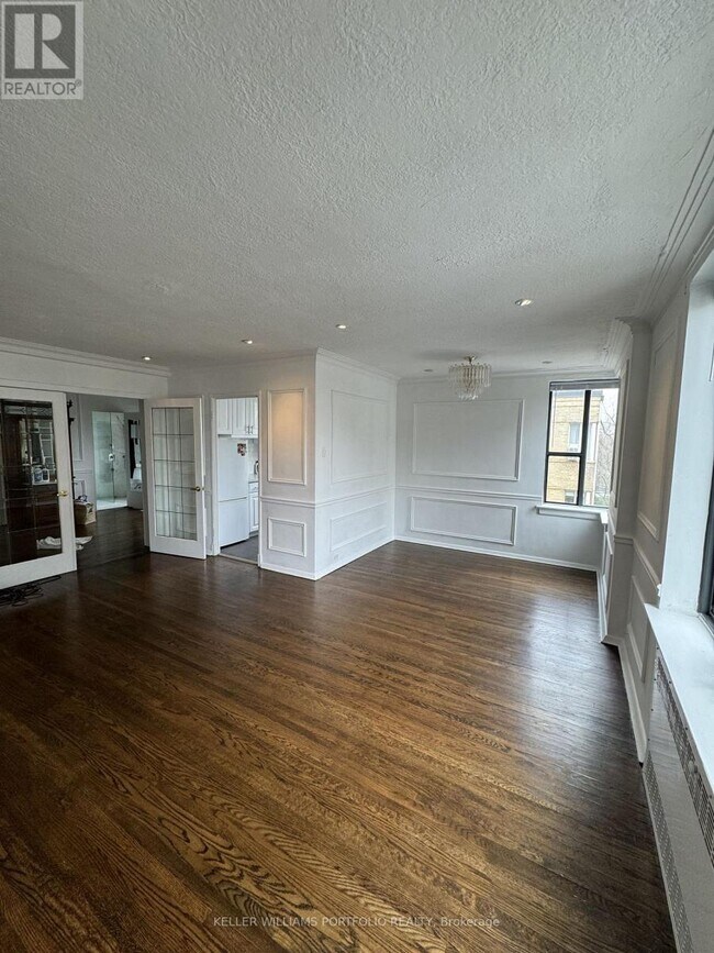 Building Photo - 150 Farnham Ave