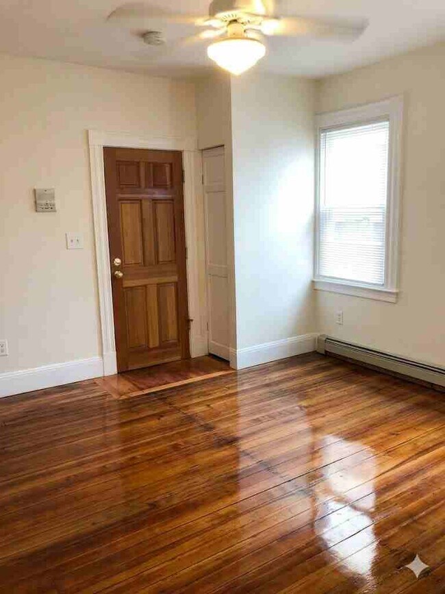 Foto del edificio - 75 Gore St
