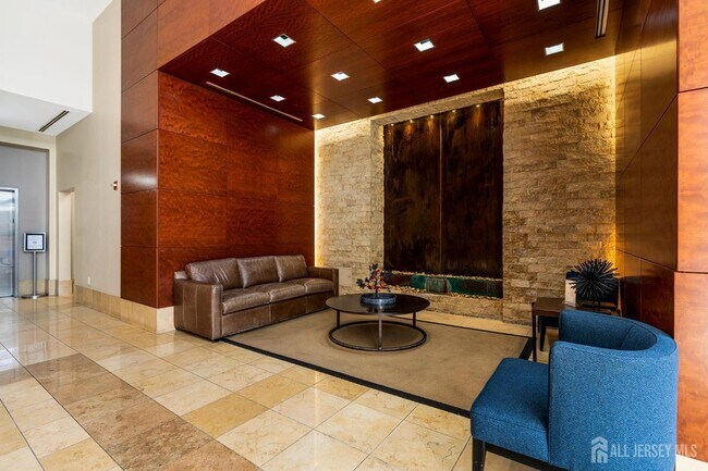 Foto del edificio - 1 Spring St