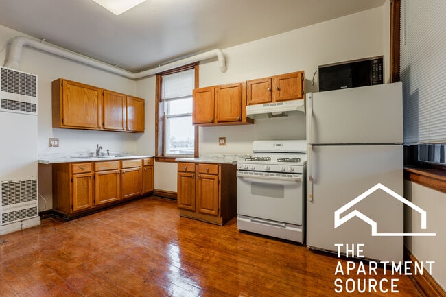 Photo - 2014 N Kedzie Ave Apartment