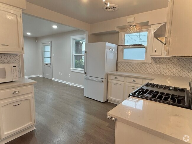 Open concept Kitchen-Living-Dining room - 820 Thirba St