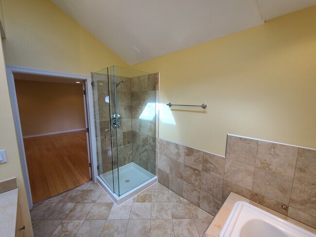 Building Photo - 740 Gaslight Dr