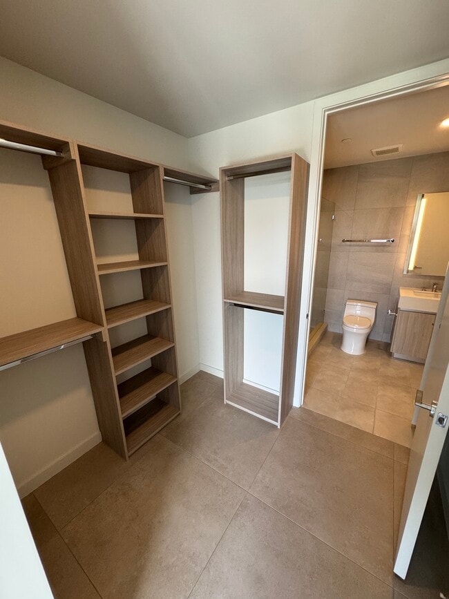 Building Photo - 171 NW 27th St