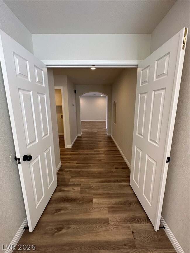 Building Photo - 1034 Skysail Dr