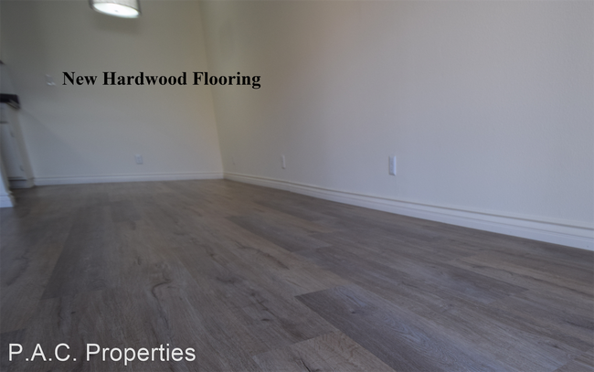 Building Photo - 1 br, 1 bath Apartment - 849 N McCadden Pl...