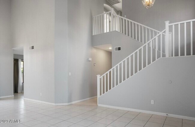 Foto del edificio - 6203 E Juniper Ave