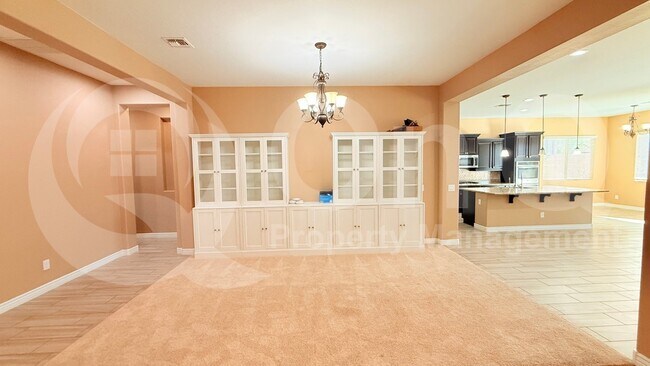 Building Photo - 7469 W Remuda Dr