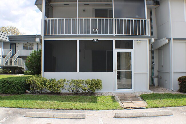 Building Photo - 638 Saxony Pl