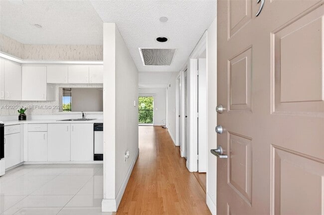 Photo - 1650 SW 124th Terrace Apartment