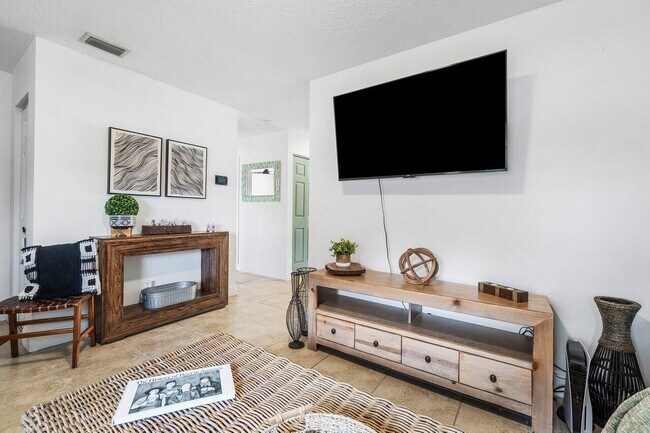 Foto del edificio - 4301 Greenwood Ave
