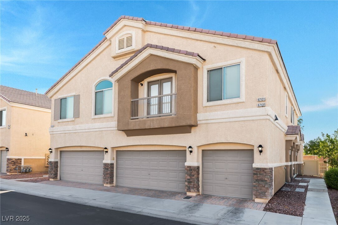 Foto principal - 6712 Lavender Lilly Ln