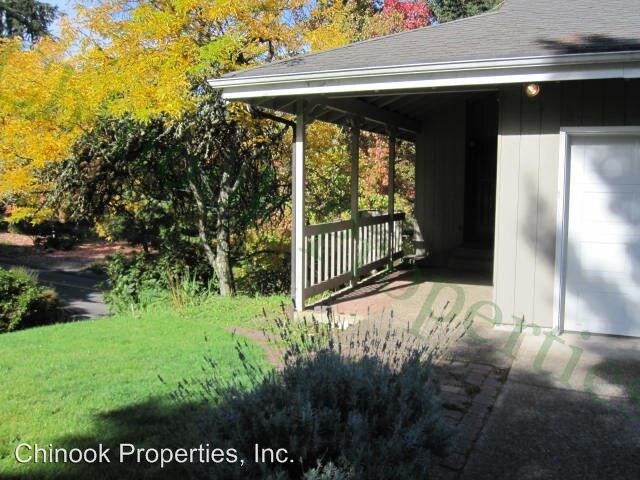 Building Photo - 2132 McLean Blvd