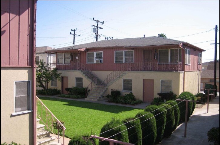 Foto del edificio - 8114 Crenshaw Blvd