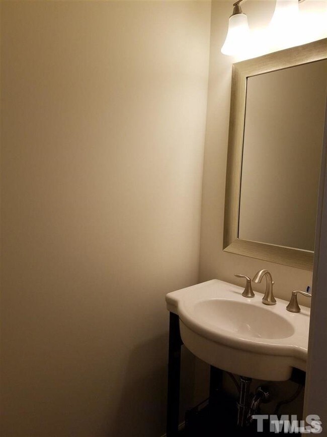 Foto del edificio - 4259 Lofty Ridge Place