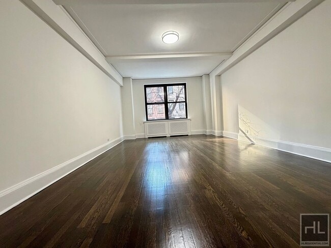 Building Photo - EAST 38 STREET