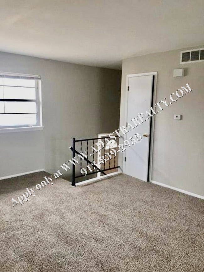 Foto del edificio - Nice 3 Bed 2 Bath Duplex in Leavenworth-Av...
