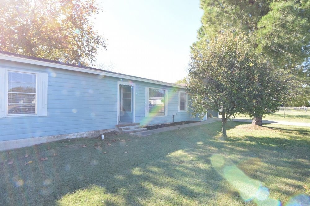 Primary Photo - 104 W Beeline Ln Harker Heights