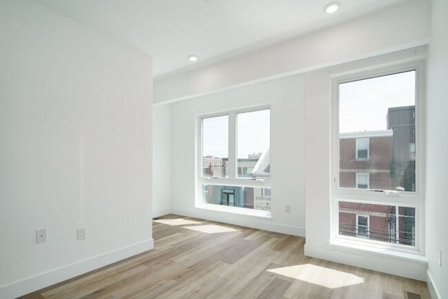 Building Photo - Brand New Luxury Apartments Nolibs