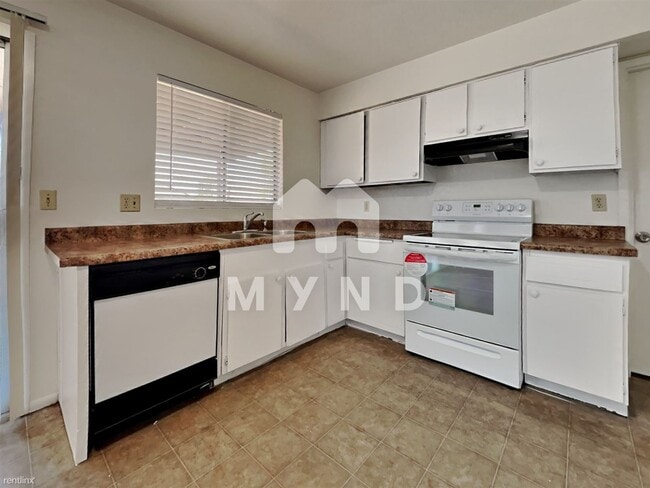 Foto del edificio - 3 br, 2 bath House - 3107 W Michigan Ave