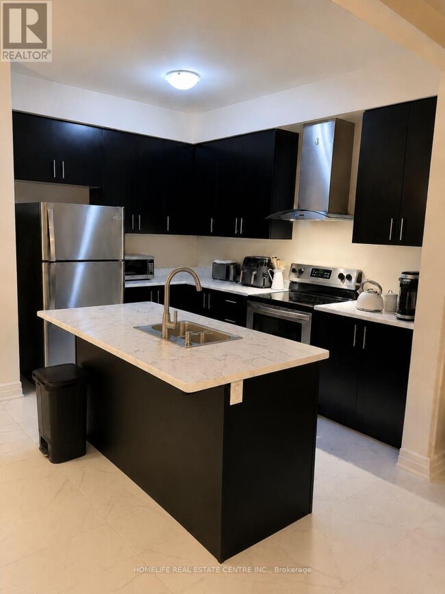 Building Photo - 4492 Eclipse Wy