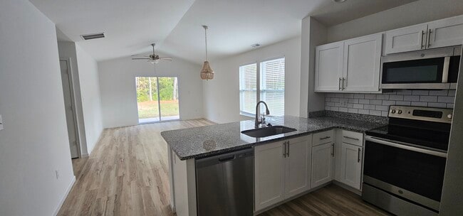 Building Photo - 936 Osage Villa Ct