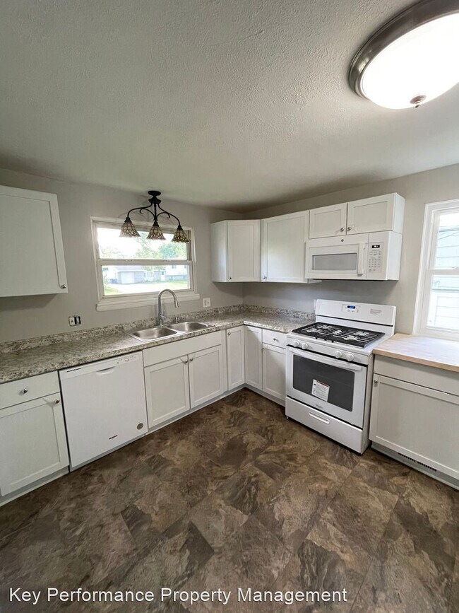 Building Photo - 3 br, 2 bath House - 59 Kenwick Drive