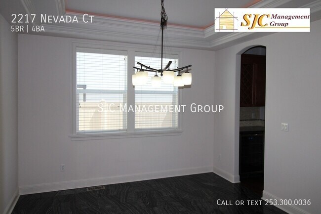 Building Photo - 5+bedrooms 3.5 bath home for rent in Milton