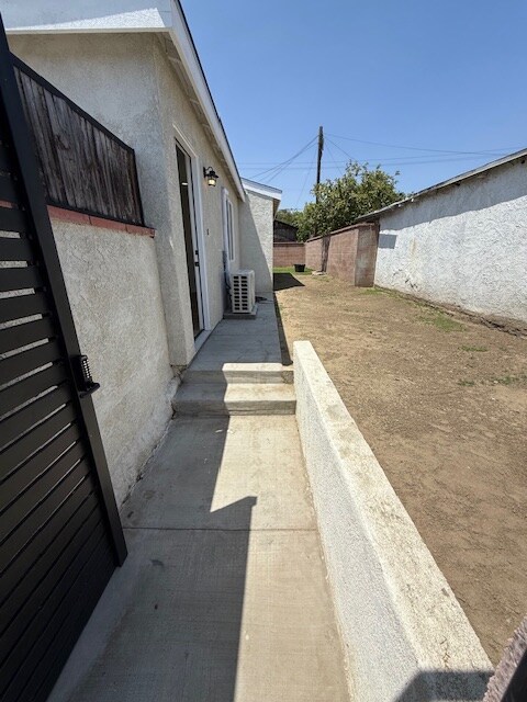Foto del edificio - 4235 E Addington St