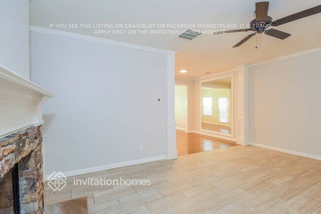 Foto del edificio - 1717 Hedgestone Ct