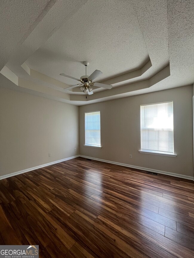 Building Photo - 419 Farmington Dr
