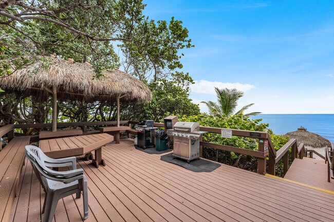 Foto del edificio - 3908 S Ocean Blvd