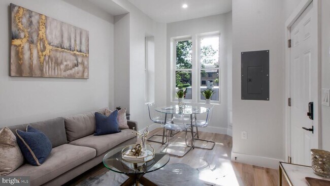 Foto del edificio - 1239 5th St NW