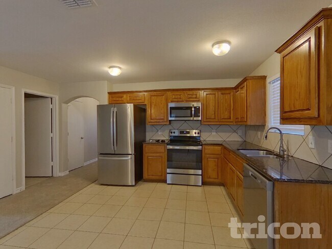 Foto del edificio - 12713 Carpenter Ln