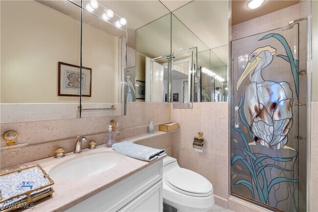 Foto del edificio - 7515 Pelican Bay Blvd