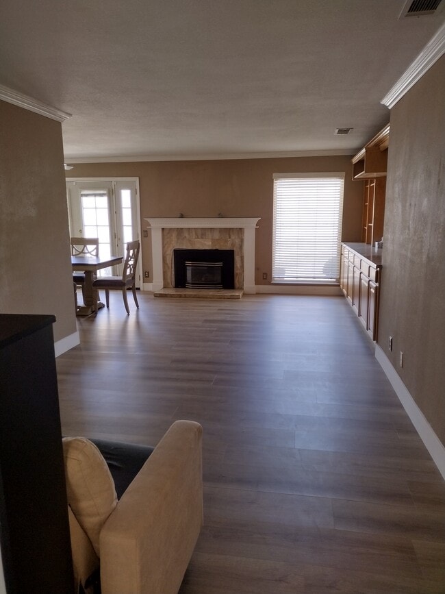 Building Photo - 1349 Orchard Cir