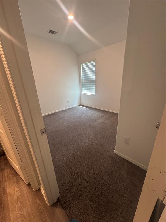 Building Photo - 24022 Falling Daylight Dr