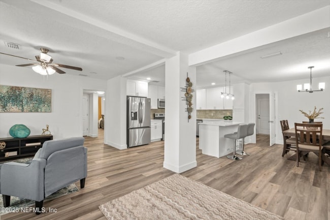 Foto del edificio - 805 Garth Ave