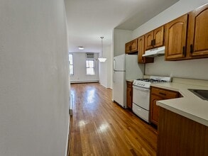 Building Photo - 374 2nd St