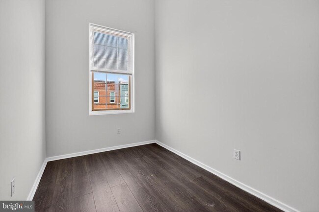 Foto del edificio - 1918 W Diamond St