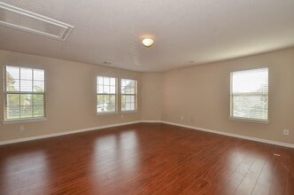 Building Photo - 2410 Crossmill Ln