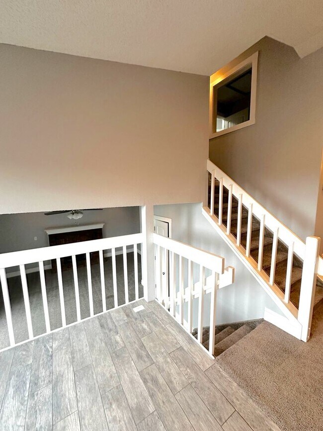 Building Photo - 6430 Amethyst Ct