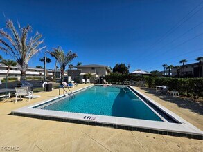 Building Photo - 335 Joel Blvd