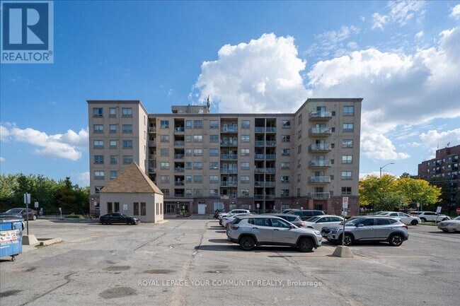 Photo du bâtiment - 7405 Goreway Dr