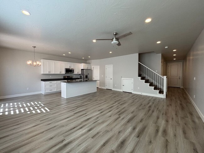Building Photo - SAND HOLLOW TOWNHOME FOR RENT!