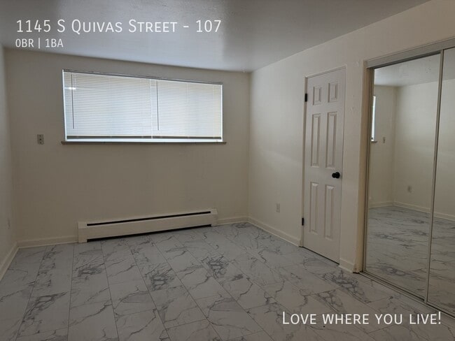 Building Photo - 1145 S Quivas St