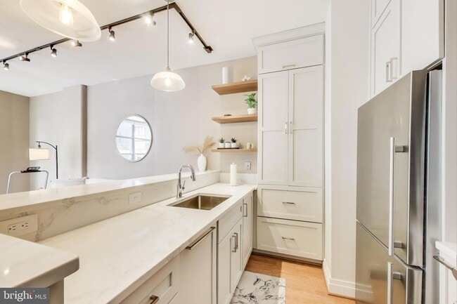 Foto del edificio - 2120 Vermont Ave NW