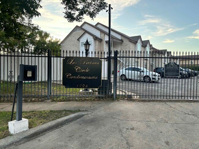 Foto del edificio - 1206 International Blvd