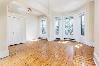 Building Photo - 75 Chandler St