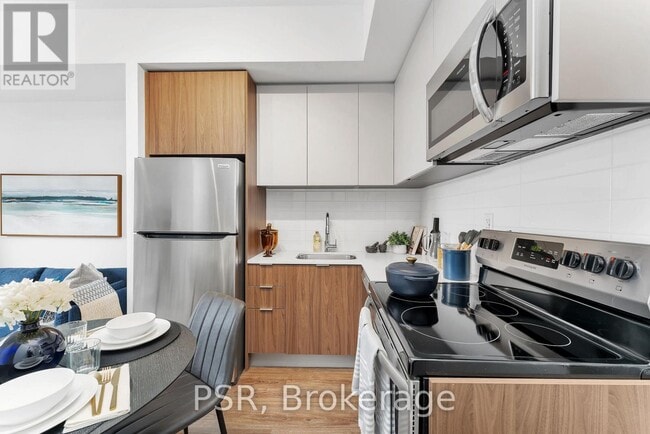 Building Photo - 41 Danforth Rd