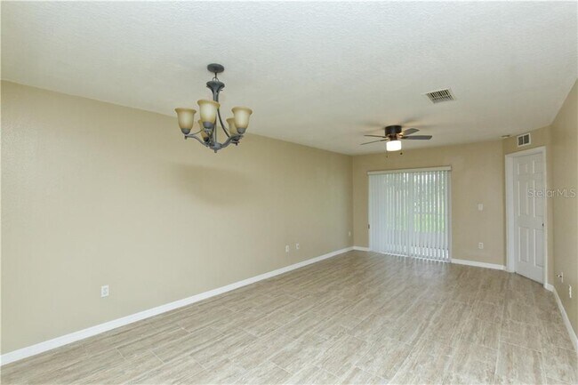 Building Photo - 8829 Grand Palms Cir